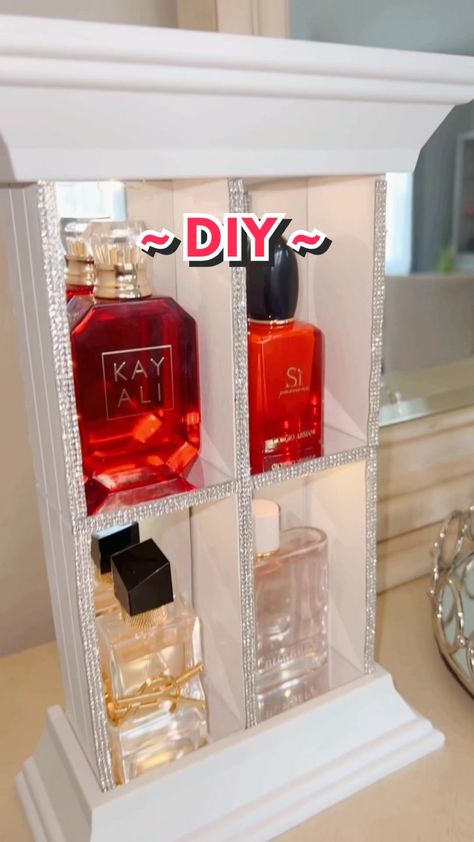 Diy Perfume Display, Home Decor Ideas Diy Crafts, Diy Perfume Organizer, Walmart Decor, Diy Countertop, Diy Stain Remover, Perfume Stand, Perfume Organizer, Craft Boxes