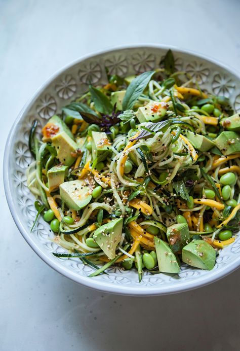 COLD VEG AND MANGO NOODLES WITH HOT HONEY SESAME DRESSING - THE FIRST MESS Sesame Dressing Recipe, Stomach Rumbling, Colourful Food, Restaurant Inspiration, Citrus Dressing, Honey Sesame, Sesame Dressing, Vegetable Noodles, Grilled Tofu