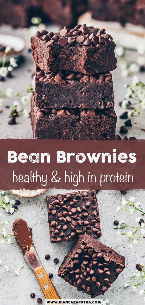 Vegan Black Bean Protein Brownies (Easy   Healthy) These vegan back bean brownies are healthy, gluten-free, rich in protein and perfect as a healthier chocolate dessert or snack between meals. You can't taste the beans either! High Protein Vegan Bean Recipes, Black Bean Protein Brownies, Sugar Free Black Bean Brownies, Keto Dinner Vegetarian, Desserts Made With Beans, Vegetarian Black Bean Recipes, Vegan Protein Dessert Recipes, Vegan High Protein Dessert, Vegan Protein Brownies