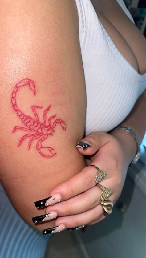 The broken heart stands out as a symbol of profound emotional resonance, representing not just heartbreak, but resilience, healing, and evolution. In this Scorpio Tattoo Black Women, Pink Scorpion Tattoo, Pretty Scorpio Tattoo, Scorpion Tramp Stamp, Red Scorpion Tattoo, Pr Tattoo, Scorpion Tattoos, Scorpio Tattoo, Flame Tattoos