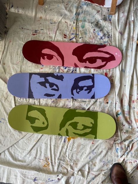 Diy Painted Skateboard, Custom Skate Board, Skate Board Paintings, Painting A Skateboard, Skate Board Designs, Painting Skateboards, Skateboard Painting Ideas, Skate Painting, Skate Drawing