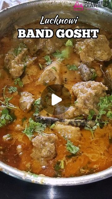 Sana Imtiyaz | Home Chef on Instagram: "✨ Lucknow Famous Band Gosht Recipe || Awadhi Mutton Curry✨

~ If you're obsessed with mutton recipes,you need to try out this recipe❗

~ Lucknow the land of Awadhi Cuisine has much more to offer than what meets the eye.
The Awadhi Mughlai Cuisine has its own class.
The Band Gosht is a goldish yellow curry which gives you a unique concoction of mughlai spices.
The mutton is slow cooked in lots of onion & curd on "Dum", hence the name Band (closed) Gosht.
Do try this delicious mutton recipe & give us your feedback.

↪️ Here's how to make it ⤵️

• Mutton - 1 kg ( with bones)
• Oil - 1 cup 
• Onion - 4 to 5 (sliced)
• Whole spices: Bay leaves - 2 , Cinnamon sticks - 2 , Green cardamom - 4 , Black cardamom - 2 , Cloves - 4 , Pepper corn - 5 to 6, 
Mace - Awadhi Cuisine, Mughlai Cuisine, Mutton Recipe, Mutton Curry Recipe, Gosht Recipe, Black Cardamom, Mutton Curry, Whole Spices, Green Cardamom