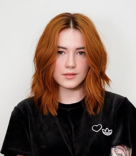 Ginger Shag, Copper Lob, Ginger Hair Ideas, Ginger Balayage, Strawberry Highlights, Shadow Roots Hair, Bright Copper Hair, Ginger Brown Hair, Dark Ginger Hair