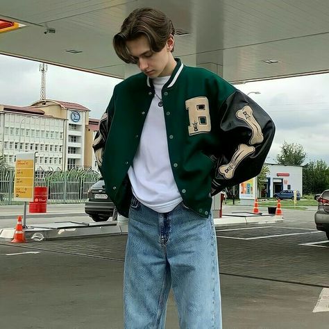 Mens Varsity Jacket Style, Mens Outfits Varsity Jacket, Varsity Jacket Poses Men, Men’s Varsity Jacket Outfit, Jacket And Shorts Outfit Men, Varsity Jacket Poses, Varsity Jacket Aesthetic Boy, Varsity Outfit Men, Men Varsity Jacket Outfit