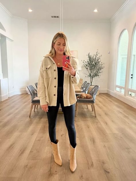 Sherpa Shacket, Fuzzy Shacket Outfit, Beige Shaket Outfits, Tan Sherpa Jacket Outfit, Beige Shacket Outfit Women, Beige Shacket Outfit, White Sherpa Jacket Outfit, Trendy Mom Outfits Fall, Black Leggings Outfit Fall