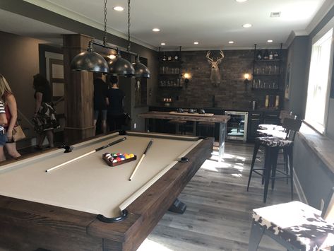 Finished Basement With Pool Table, Man Cave With Pool Table And Bar, Pool Room, Basement Pool Table, Pool Table Room, Game Room Basement, Home Bar Rooms, Game Room Family, Diy Basement