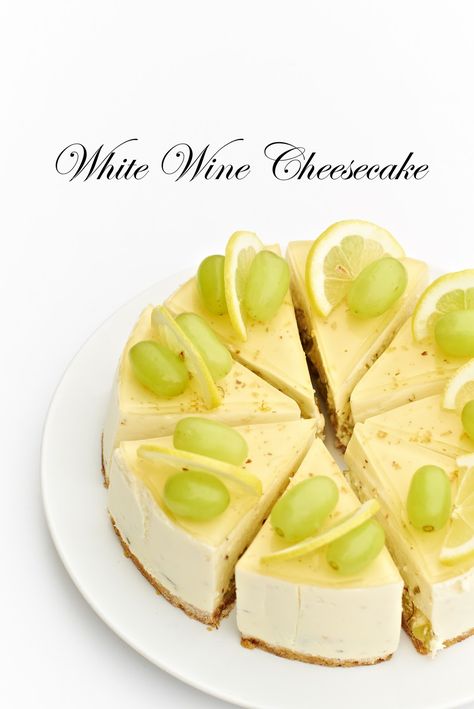 White Wine Cheesecake Wine Cheesecake, Cheesecake Lovers, Wine Desserts, Sugar Rush, Eat Dessert, Sweets Desserts, Cheesecake Recipes, Rhubarb, Just Desserts