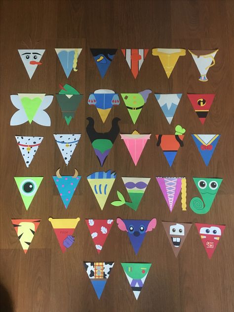 Disney Door Decorations Diy Disney Door Decorations, Disney Themed Door Decorations, Disney Hall Decorations, Disney Theme Decorations, Disney World Window Decorations, Dcl Door Decorations, Disney Up Crafts, Disney Party Decorations Diy, Diy Disney Decorations