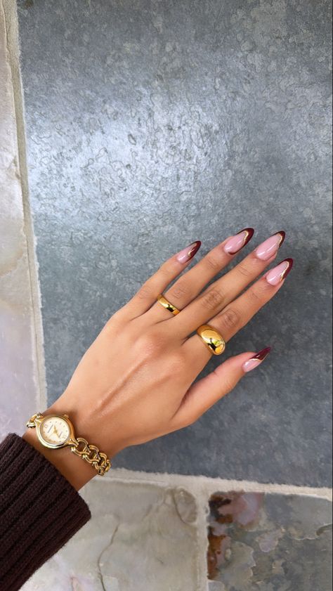 red and gold chrome nails 💋💋 Red Nails Gold, Gold Tip Nails, Gold Chrome Nails, Red And Gold Nails, Nails Gold, Tip Nails, Gold Tips, Nail Jewelry, Gold Chrome