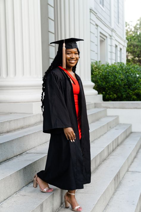 graduation picture on stairs Graduation Pictures On Stairs, Pictures On Stairs, Unique Graduation Pictures, Graduation Picture Ideas, Graduation Photo Ideas, Graduation Pic Ideas, Grad Shoot, Grad Pic, Graduation Pics