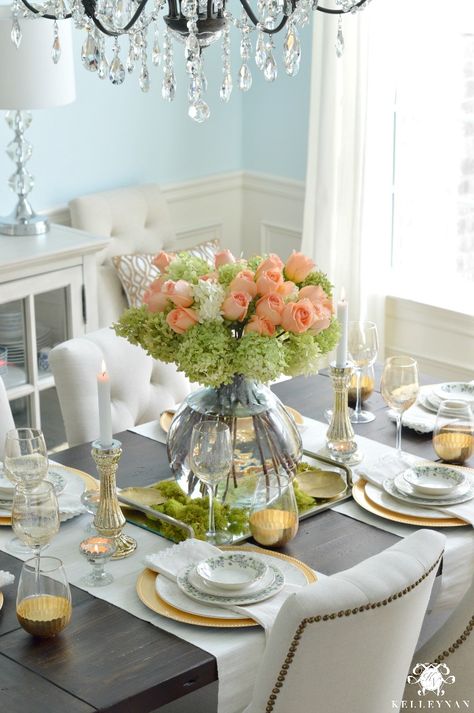 Peach Roses and Limelight Hydrangea Table Setting in Elegant Dining Room Hydrangea Table Setting, Dining Room Table Settings, Dinner Party Table Settings, Stairs In Living Room, Limelight Hydrangea, Table Decorating, Dinner Party Table, Party Table Settings, Dining Room Table Decor