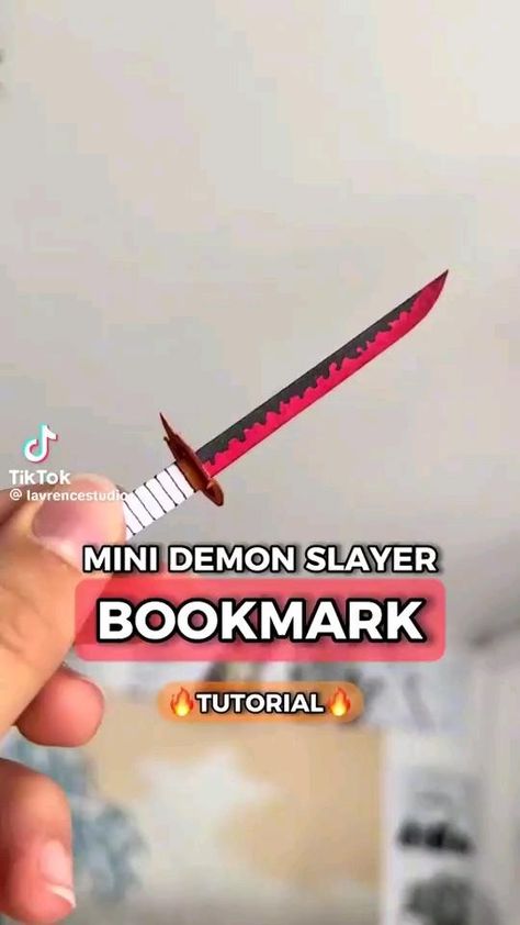 Anime𖢒Demon slayer Anime Crafts Diy, Paper Craft Videos, Instruções Origami, Pinterest Diy Crafts, Easy Paper Crafts Diy, Quick Crafts, Anime Crafts, Kraf Diy, Origami Crafts Diy