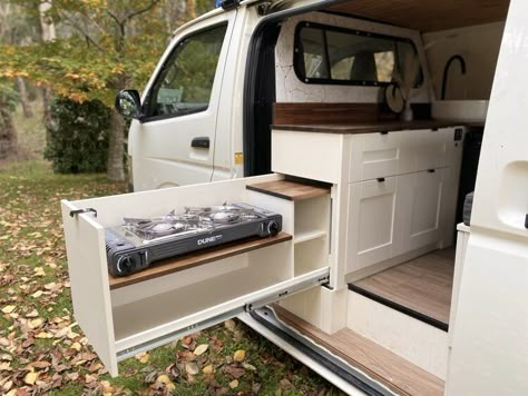 Campervan Conversions Layout, Hiace Campervan, Toyota Hiace Campervan, Hiace Camper, Ford Transit Connect Camper, Camper Van Kitchen, Toyota Camper, Camper Flooring, Minivan Camper Conversion