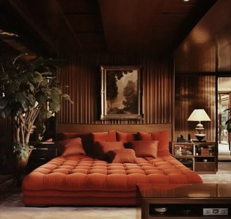 1970s Bedroom, 1970s Interior Design, 70s Interior Design, 80s Interior, 70s Interior, 70s House, 1970s Home, Retro Interior Design, Mid Century Modern Bedroom