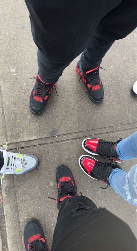 Jordan 4 Neon Outfit, Outfit Ideas With Jordans, Fye Shoes, Jordans 4s, Black Couple Outfits, Cool Nike Shoes, Meet Up With Friends, R8 Spyder, Straight Fashion