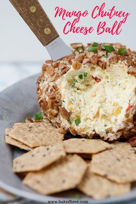 Chutney Cheese Ball, Balls Appetizers, Cheesy Balls, Cheeseball Recipes, Baked Bree Recipe, Cheese Ball Recipes Easy, Cheese Ball Bites, Olympics Party, Ball Recipes