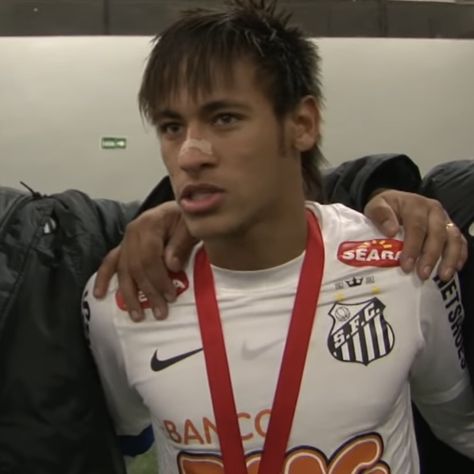 Neymar Snapchat, Young Neymar, Neymar Pic, Neymar Videos, Football Aesthetic, Photo Icon, Football Icon, Soccer Guys, Soccer Boys