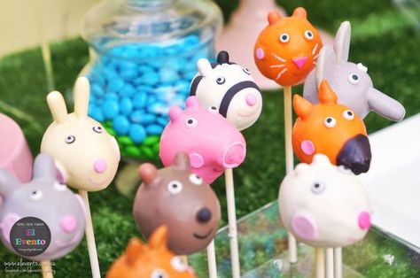 Peppa Pig 3rd birthday party via Kara's Party Ideas KarasPartyIdeas.com Printables, cake, decor, desserts, games, and more! #peppapig #peppapigparty (10) Peppa Pig 3rd Birthday Party, Peppa Pig 3rd Birthday, Pig Cake Pops, Pig Birthday Theme, Sheep Cake, 4de Verjaardag, Elsa Birthday Party, Peppa Pig Cake, Peppa Pig Birthday Party