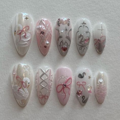 custom set ; swan lake ib flower knows makeup | Instagram Asian Nails, Blush Nails, Soft Nails, Jelly Nails, Kawaii Nails, Manicure Y Pedicure, Funky Nails, Cute Acrylic Nails, Almond Nails