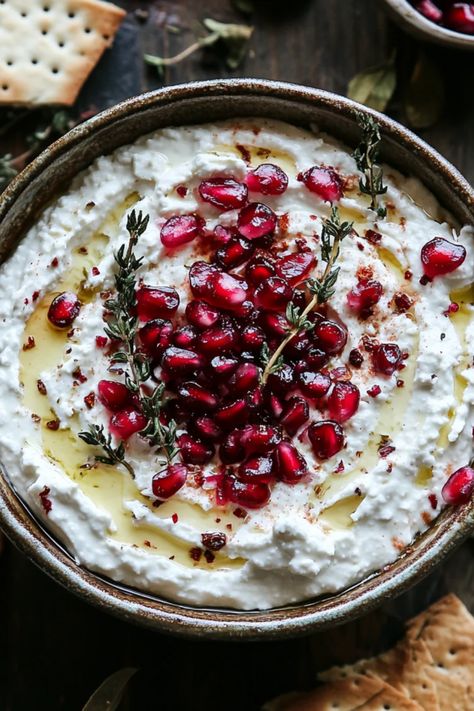 Whipped Feta and Pomegranate Dip: A Creamy, Tangy, and Festive Appetizer - Recipes Time Whipped Feta With Pomegranate Pistachios And Honey, Whipped Feta Pomegranate, Whipped Feta With Pomegranate, Whipped Feta Dip Pomegranate, Whipped Feta Crostini Appetizers, Christmas Feta Dip, Whipped Feta Dip Christmas, Pomegranate Appetizer Recipes, Appetizers With Pomegranate Seeds