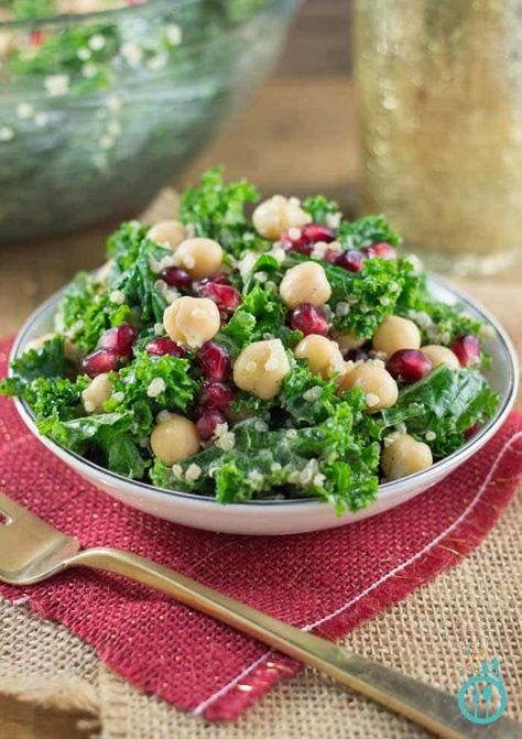 Kale Quinoa Salad with Pomegranate [Vegan & GF] - Simply Quinoa Christmas Quinoa Salad, Christmas Sangria Recipes, Christmas Sangria, Quinoa Casserole, Quinoa Kale, Kale Quinoa, Kale Quinoa Salad, Simple Desserts, Pomegranate Salad