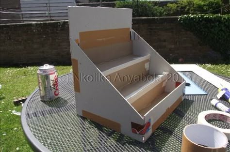 Card Display Ideas, Craft Stall Display, Art Fair Display, Greeting Card Holder, Cardboard Display Stand, Greeting Card Display Stand, Card Display Stand, Greeting Card Display, Stall Display