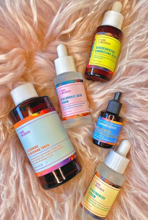 Favorites from Good Molecules Good Molecules Skincare Routine, Good Molecules Skincare, Good Molecules, Girl Therapy, Glam Makeup Look, Face Aesthetic, Hygiene Products, Hyaluronic Acid Serum, Enlarged Pores