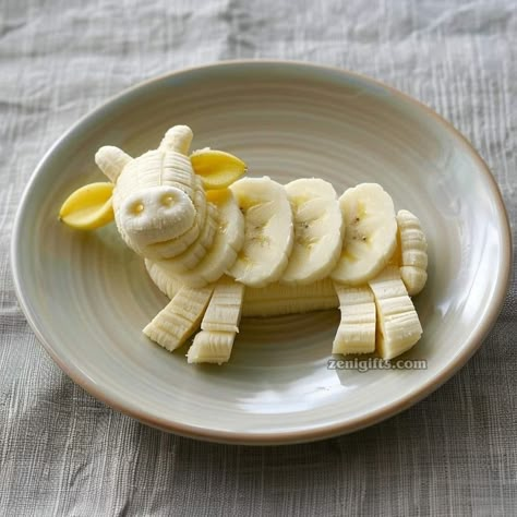 I Love Cows, Halloween Breakfast, Decorações Com Comidas, Food Art For Kids, Creative Snacks, Food Sculpture, Amazing Food Decoration, Amazing Food Art, Creative Food Art