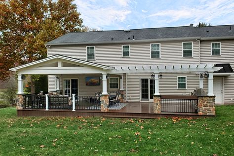 Custom Mocha TimberTech Deck / Porch / Pergola - Newtown Square, PA | Sq Ft | Keystone Custom Decks Carport Shade, Backyard Pool House, Porch Pergola, Covered Patio Design, Dream Patio, Patio Deck Designs, Deck Porch, Covered Deck, Deck Designs Backyard