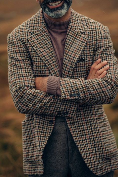 Harris And Tweed — A Collaboration Jacket With JKF Man — The Anthology Tweed Jacket Men, Tweed Jacket Outfit, Dope Jackets, Chambray Shirts, Pink Tips, Tweed Sport Coat, Harris Tweed Jacket, Brown Flannel, Sport Jacket Men