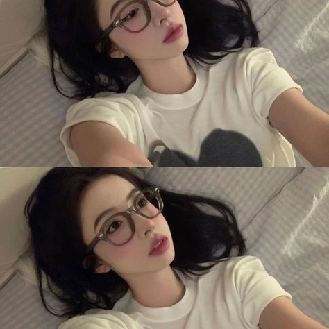 Short Hair Glasses, Makeup Douyin, Asian Makeup Looks, Chinese Makeup, Douyin Makeup, Casual Makeup, Clear Glowing Skin, Uzzlang Girl, Foto Ideas Instagram