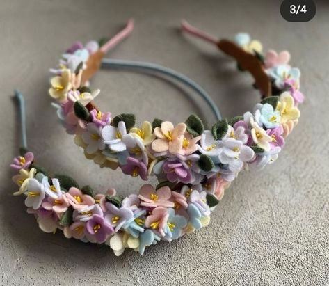 Felt Headband Diy, Bros Flanel, Felt Hair Accessories, Felt Flowers Diy, Felt Headband, Felt Flower Headband, Felt Crafts Diy, Yarn Wreath, Paper Flower Backdrop