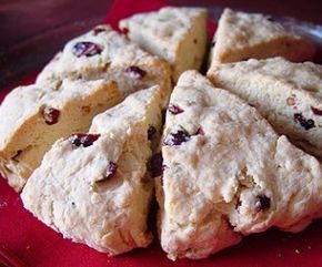 Tangerine Scones, Scones Recipe Easy, Bisquick Recipes, Pine Nut, Baking Mix, Scone Recipe, Breakfast Brunch Recipes, Breakfast Breads, Bread Recipes Homemade