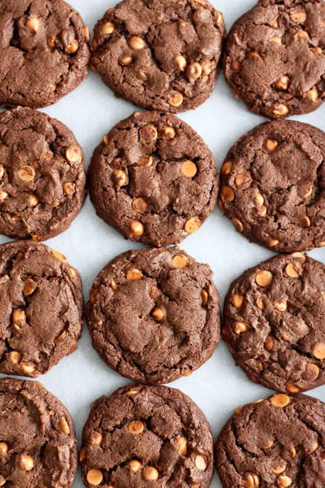 Butterscotch Chip, Butterscotch Chip Cookies, Butterscotch Cookies, Chefs Kiss, Butterscotch Chips, Chip Cookie Recipe, Pumpkin Spice Cupcakes, Homemade Chocolate, Sweet And Salty