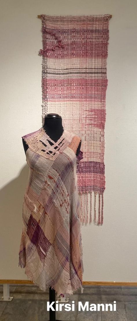 Handwoven Clothing, Saori Weaving, Clothing Ideas, Textile Design, Flapper Dress, Fashion Show, Hand Weaving, Weaving, Textiles