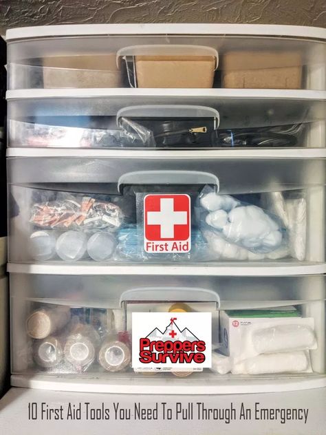 10 First Aid Tools You Need To Pull Through An Emergency - Preppers Survive - Home First Aid Kit First Aid Storage, Home First Aid Kit Organization, First Aid Home Kit, Home First Aid Kit, Home Medical Kit, Medkits First Aid, First Aid Kit Storage, Best First Aid Kit, First Aid Kit Amazon