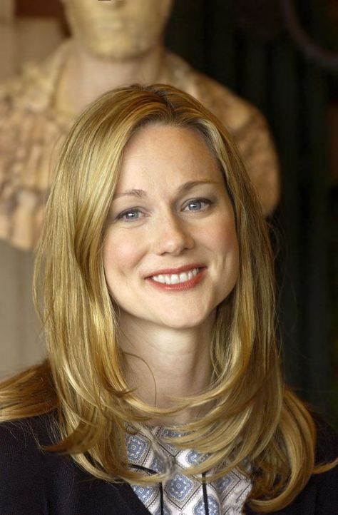 Laura Linney 90s, Laura Linney, She Walks In Beauty, Goldie Hawn, Gillian Anderson, Celeb Crushes, Reese Witherspoon, Movie Stars, My Girl