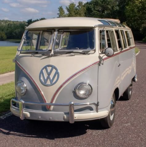 Volkswagon Bus, Vw Kombi Van, Mazda Bongo, Volkswagen Vans, Vw Art, Volkswagen Van, Goodyear Tires, Volkswagen Camper, Combi Vw