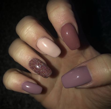 Natural Mauve Nails, Mauve Purple Nails, Mauve Nails, Moon Nails, Nail Art Wedding, Purple Nails, Cool Tones, Purple Wedding, Spring Nails