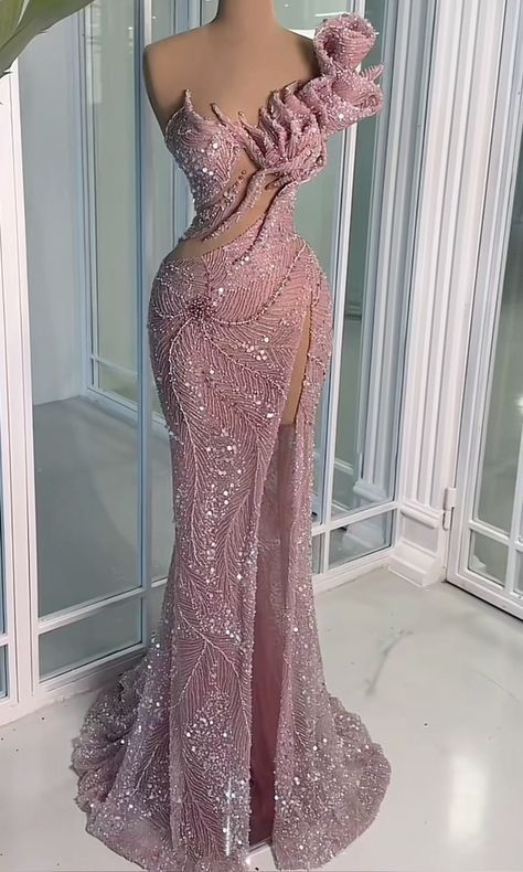 Baddie Prom Dresses, Baddie Prom, Pink Prom Dresses Mermaid, White Prom Dress Long, Pink And Gold Dress, Split Prom Dresses, Prom Inspiration, African Prom Dresses, Sparkly Prom Dresses