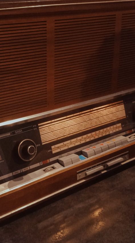 #vintage #radio #old #music #retro #60s #aesthetic #beautiful #sound #collection 1940s Radio Aesthetic, Shack Aesthetic, Retro 60s Aesthetic, Radio Aesthetic, 1940s Radio, 1950s Radio, 60s Aesthetic, Old Radio, Blood In Water