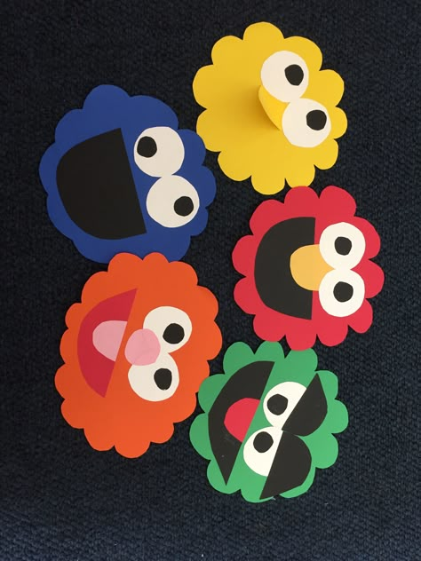 Cute Teacher Door Ideas, Ra Door Decs College Resident Assistant, Door Decorations Ra, Res Life Door Decs, Door Decorations College, Dorm Door Decorations, Door Decks, Ra Door Decs, Ra Themes