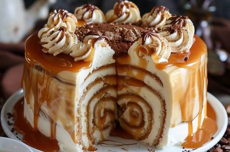 Caramel Macchiato Roll Cheesecake Cake Latte Cake, Roll Cheesecake, Cheesecake Cake Recipes, Vanilla Whipped Cream, Caramel Cheesecake, Cheesecake Cake, Jelly Roll Pan, Caramel Latte, Caramel Macchiato