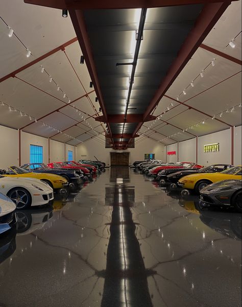 Cool Car Garage Ideas, Luxury Cars In Garage, Rich Car Garage, Luxurious Car Garage, 20 Car Garage, 7 Car Garage, Big Garage With Cars, Cars Garage Aesthetic, Fancy Car Garage