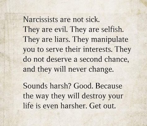 Selfish Family, Family Toxic, Selfish Quotes, Boundaries Quotes, Narcissistic Family, Quotes Family, Toxic Family, Playing The Victim, Toxic People