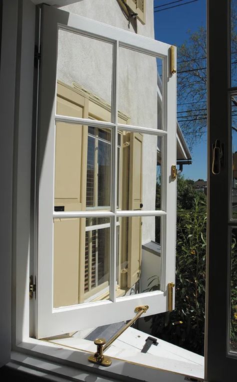 Options for Stock Wood Windows - Period Homes Old Casement Windows, Square Windows Exterior, Pella Casement Windows, 1950s Windows, Cottage Windows Exterior, Single Window Design, Jendela Vintage, Casement Windows Exterior, French Casement Windows