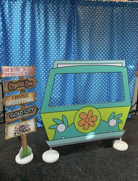 Scooby Doo Photo Booth, Scooby Doo Cardboard Cutout, Scooby Doo Classroom Decorations, Scooby Doo Birthday Party Decorations, Scooby Doo Backdrop, Scooby Doo Diy Decorations, Scooby Doo Trunk Or Treat Ideas For Cars, Scooby Doo Second Birthday, Scooby Doo 2nd Birthday Party Ideas