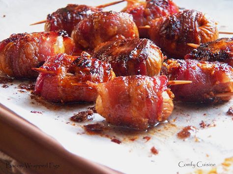 Bacon and Gorgonzola Figs Fig Desserts, Figs Recipes, Bacon Wrapped Figs, Fig Bread, Fig Season, Fruit Appetizers, Fig Trees, Fig Fruit, Food Shapes