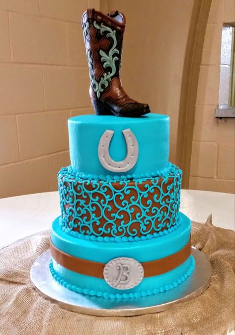 Lainey Wilson Birthday Cake, Country Birthday Cakes, Country Cakes, Boot Cake, Western Birthday Cakes, Turquoise Cake, Summer Birthday Cake, Music Themed Cakes, Cowgirl Cakes