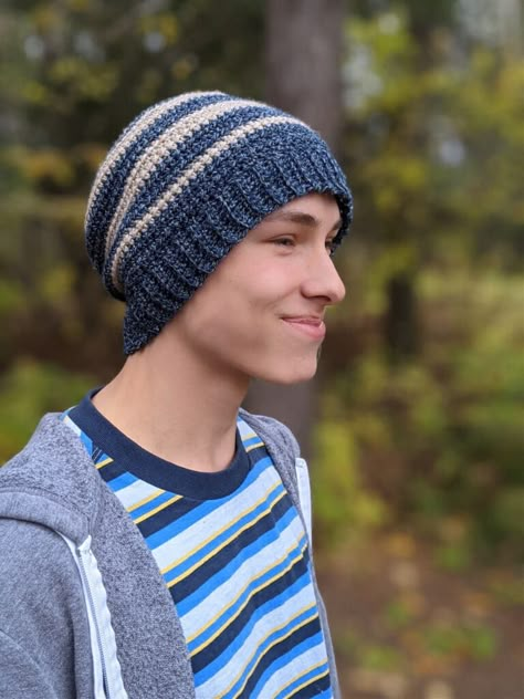 Alex Beanie Crochet Pattern - Sincerely pam Slouchy Beanie Crochet Pattern Free, Mens Beanie Crochet Pattern, Crochet Mens Hat Pattern, Crocheted Hat Patterns, Crocheting Gifts, Crochet Beanie Hat Free Pattern, Mens Hat Pattern, Crochet Hats Patterns, Mens Crochet Beanie